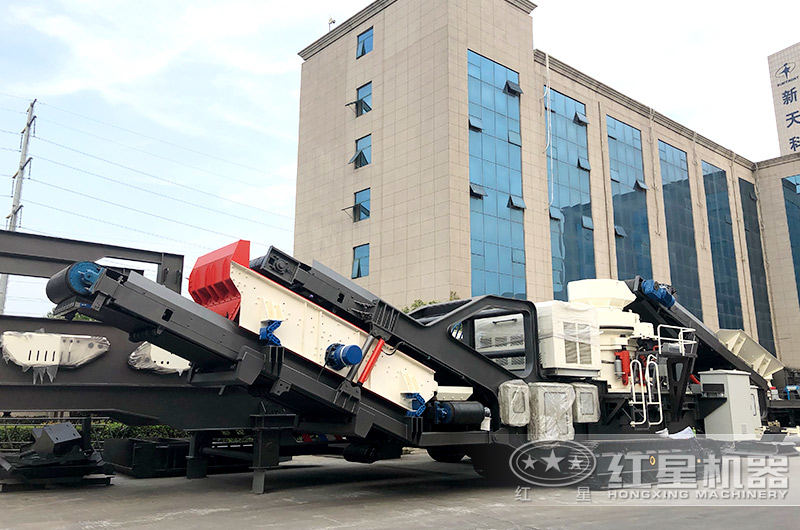 柴油動力小型移動碎石機(jī)，可靈活轉(zhuǎn)場