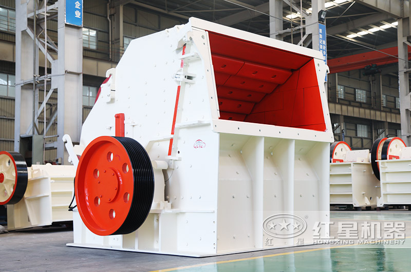 反擊式破碎機(jī)，成品呈立方體狀，粒形好