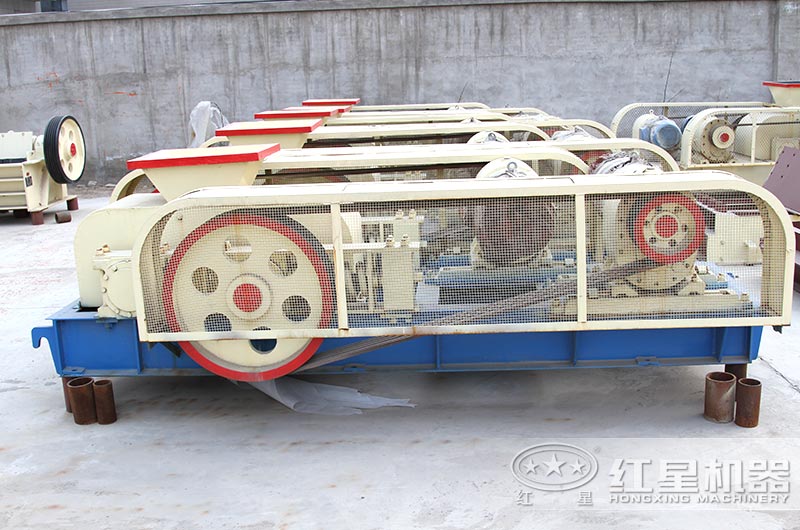 對輥制砂機型號齊全，有現貨