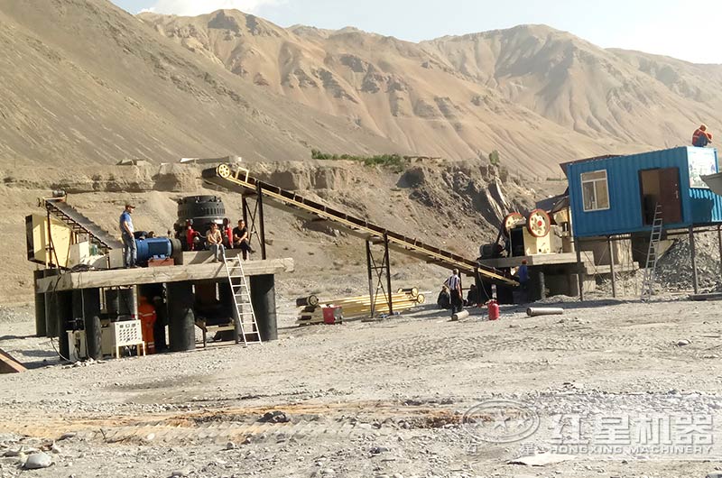 小型圓錐碎石機生產現場圖