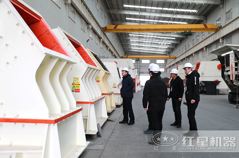 客戶到設(shè)備車間考察、對(duì)比