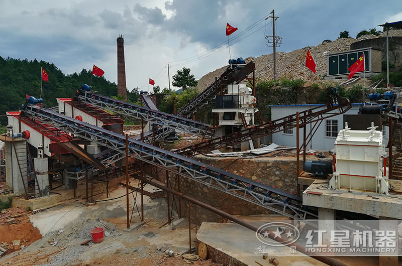 片石加工碎石生產客戶現場