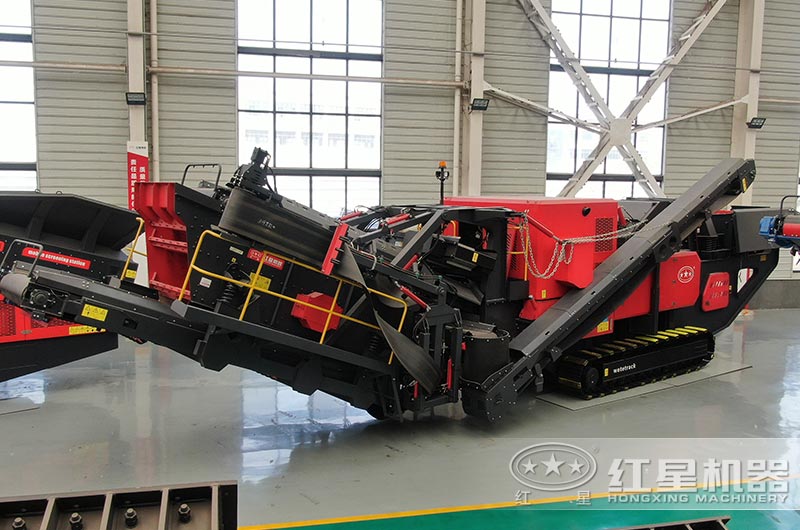 履帶式移動(dòng)式打沙機(jī)