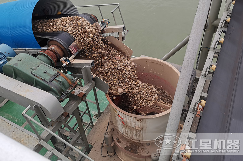 船上圓錐破現(xiàn)場(chǎng)